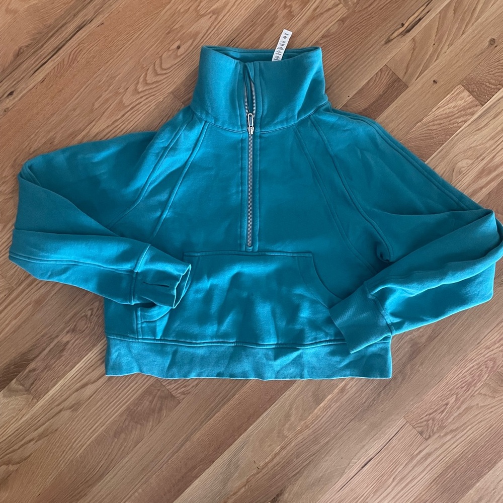 Lululemon Scuba Cropped Quarter Zip